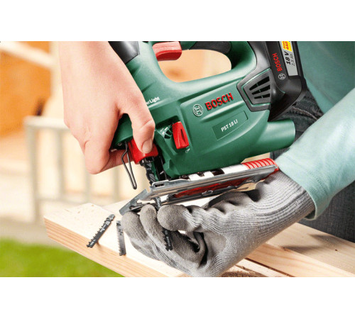 Аккумуляторный лобзик Bosch PST 18 LI