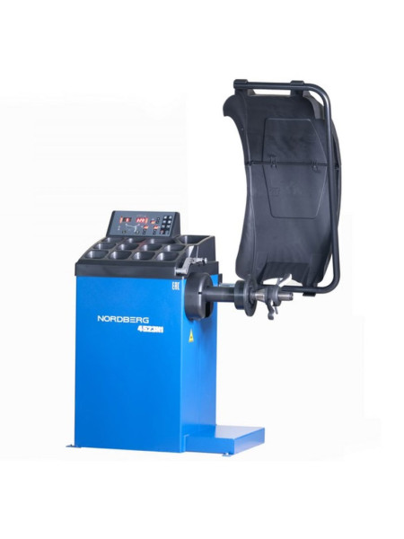 Балансировочный станок NORDBERG с автоматическим вводом 2х параметров, лазером и автостопом 4523N1