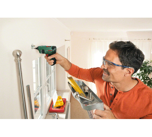 Аккумуляторный шуруповёрт Bosch PSR Select