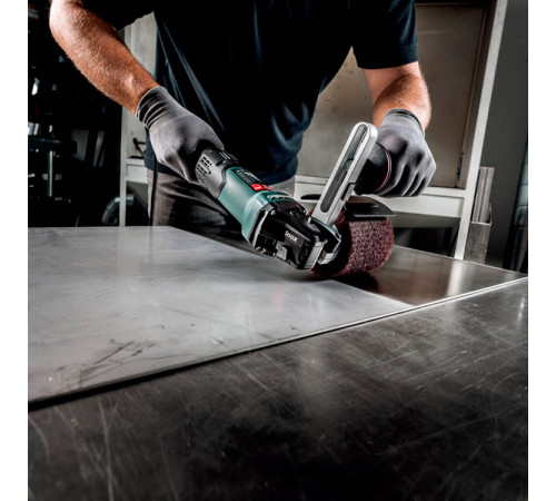 Щеточный шлифователь Metabo SE 17-200 RT SET 602259500