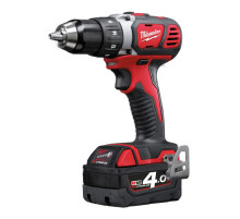 Аккумуляторная дрель-шуруповерт Milwaukee M18 BDD-402C 4933443565