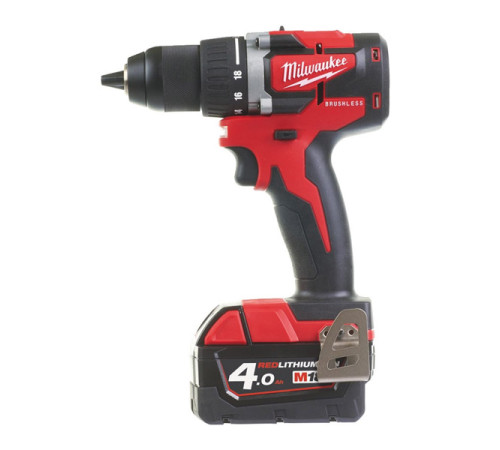 Аккумуляторная дрель-шуруповерт Milwaukee M18 CBLDD-402C 4933464539