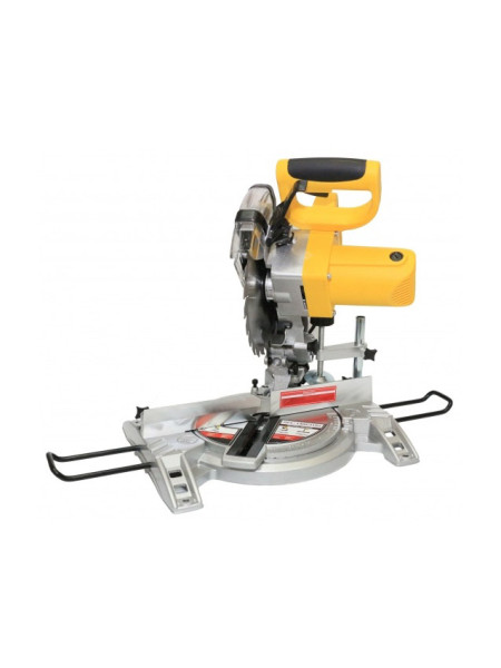 Пила торцовочная Калибр-МАСТЕР ПТЭ-1400/210М