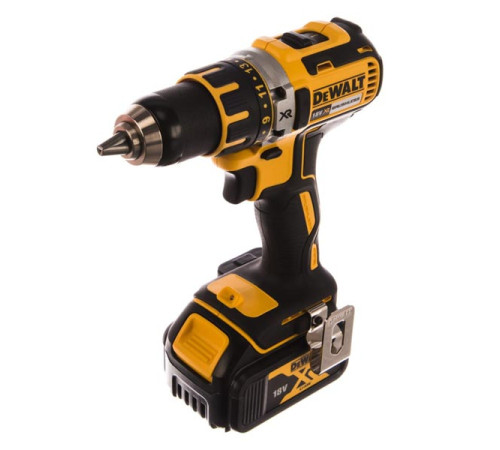 Аккумуляторная дрель-шуруповерт Dewalt DCD790M2