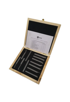 Набор токарных резцов AURA TOOLS (12 шт; 10х10 мм; Т5К10) AURA TOOLS 30011010