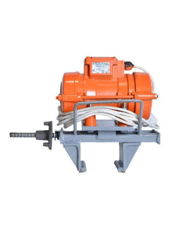 Тисковый вибратор для опалубки Красный Маяк ИВ-448-03 (с ИВ-99Е) 220В, УЗО ИВ-448.00.000-03