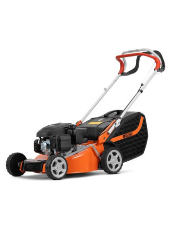 Газонокосилка Oleo-Mac gv 44 tk comfort, двигатель emak k450 ohv (123 cc), самоходная, травосборник 60 л, ширина деки 44 см, ширина кошения 41 см, 24.5 кг 6610-9074E5